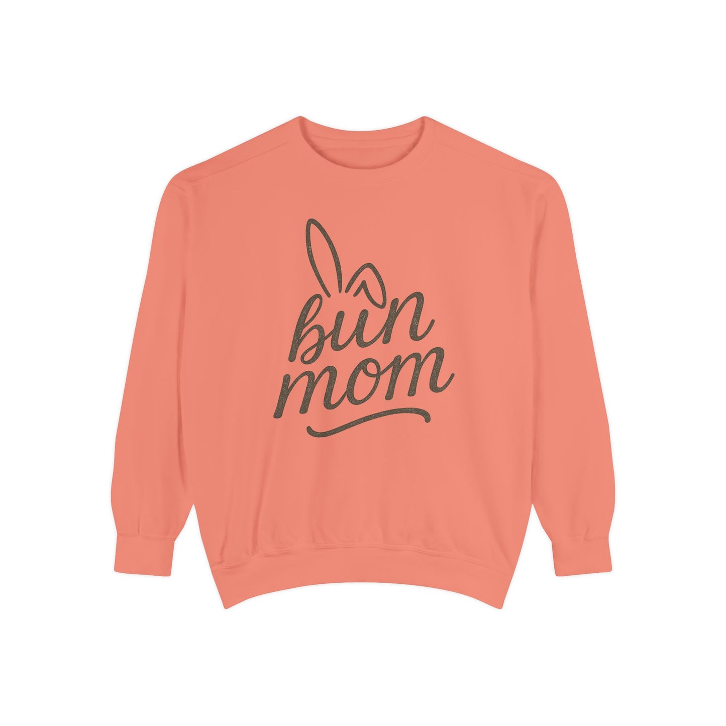 Vintage "Bun Mom" Bunny Ear Sweatshirt – Cursive Script - Cozy Gift for Rabbit Mom - Casual Comfort Wear - Trendy Apparel